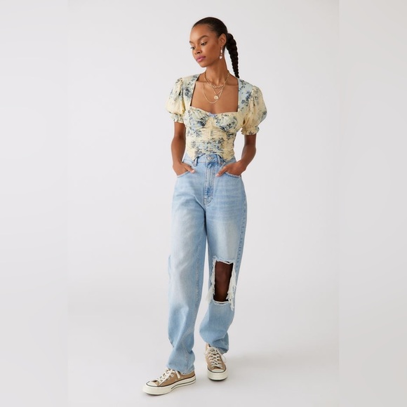 Urban outfitters  Kyra Ruched Blouse in blue Multi - Picture 4 of 9